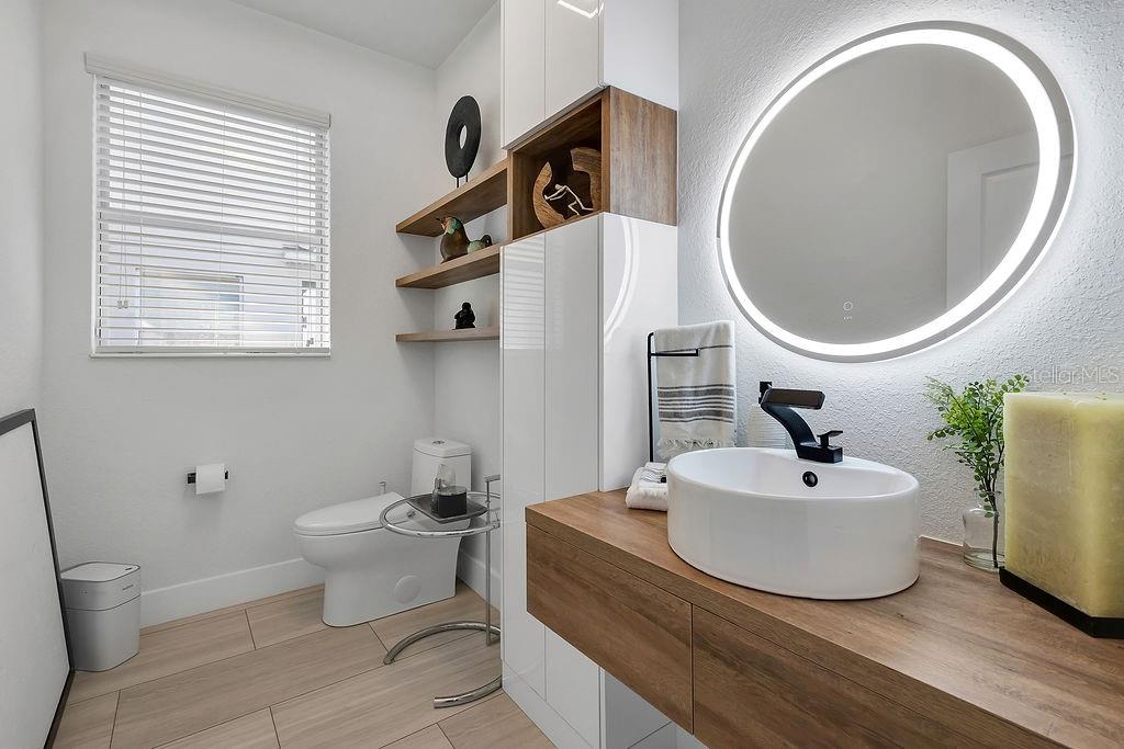 Image 31 of 43 For 7924 Brofield Avenue