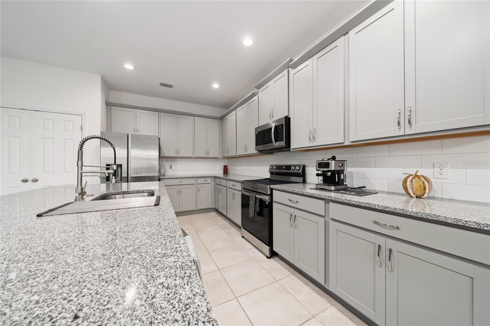 Image 17 of 29 For 1867 Lake Indigo Road