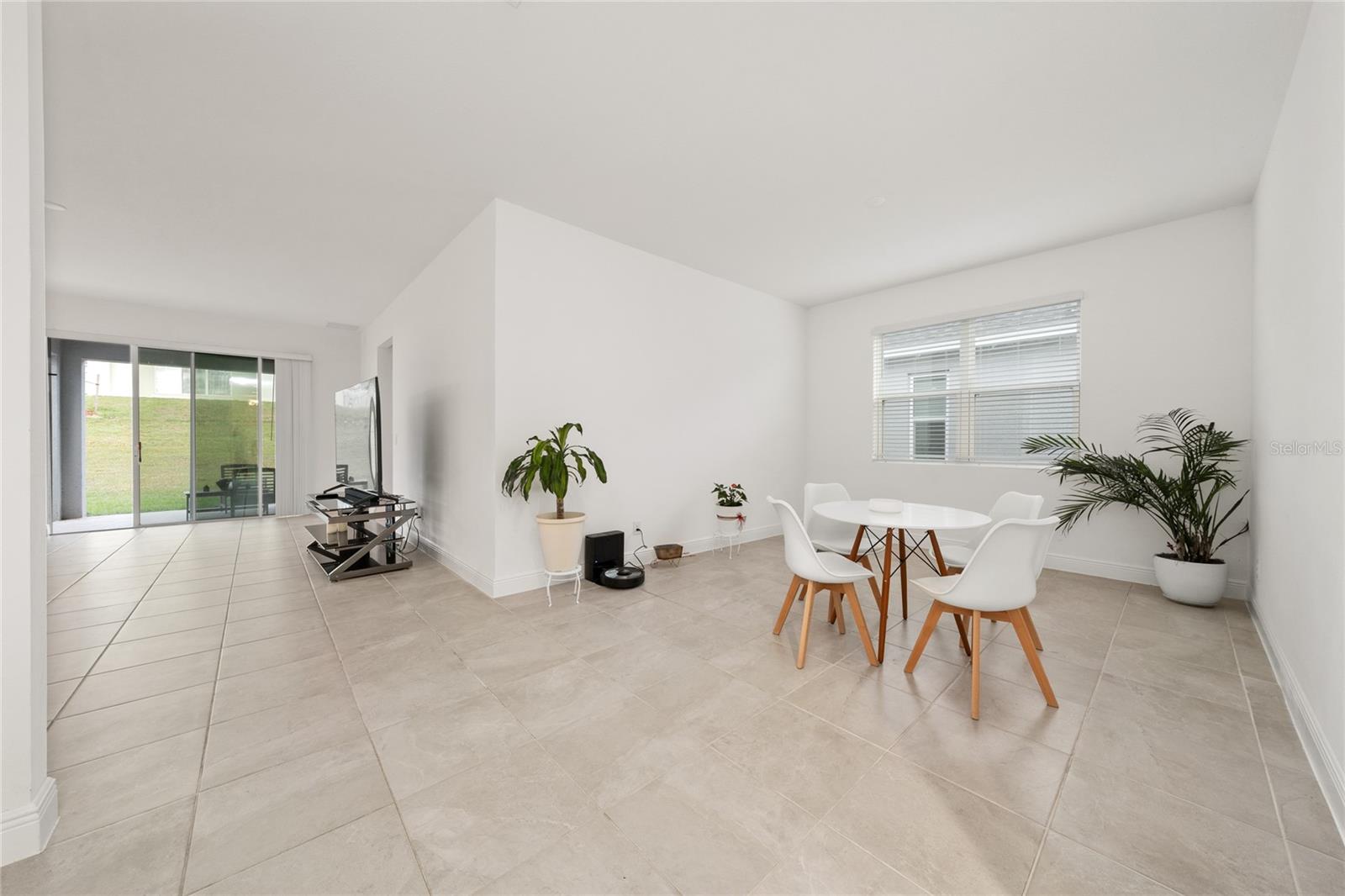 Image 5 of 29 For 1867 Lake Indigo Road