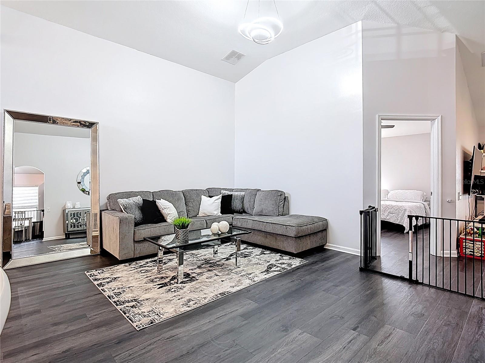 Image 11 of 51 For 3238 Whooping Crane Run