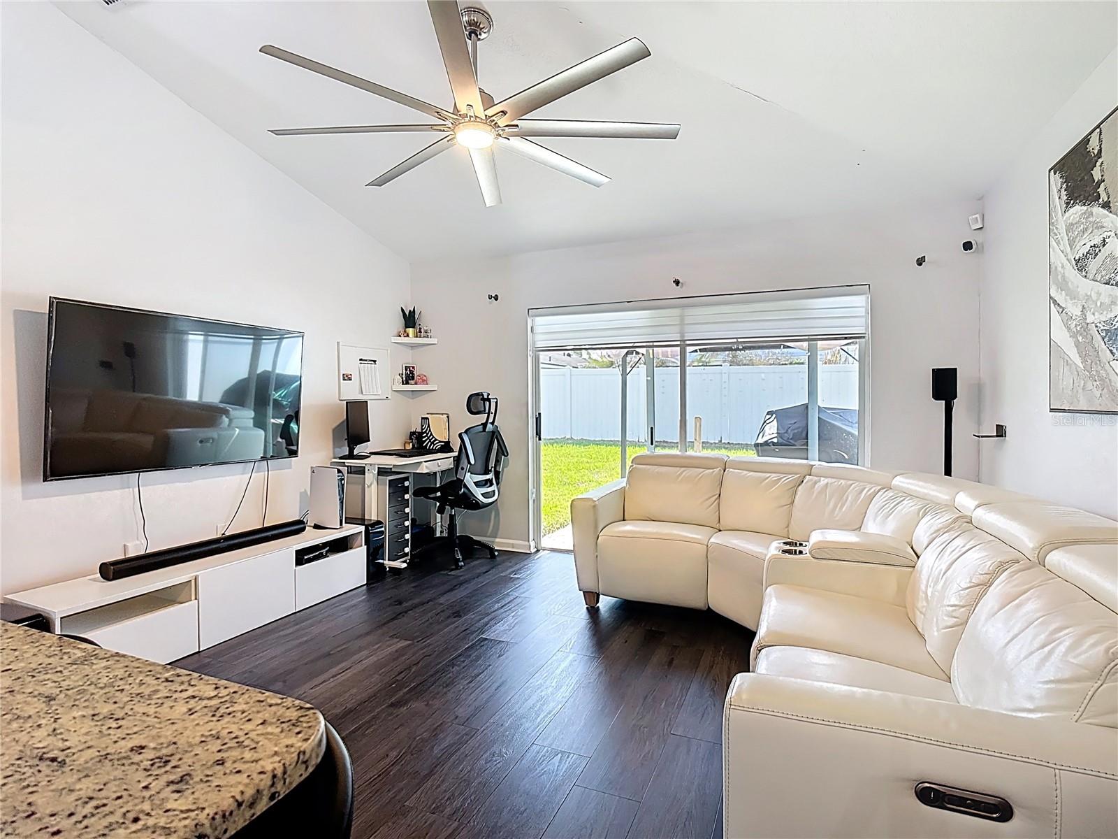 Image 14 of 51 For 3238 Whooping Crane Run