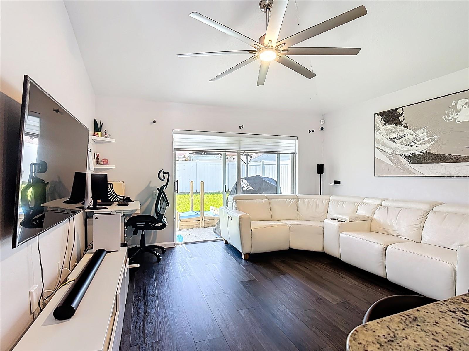 Image 15 of 51 For 3238 Whooping Crane Run