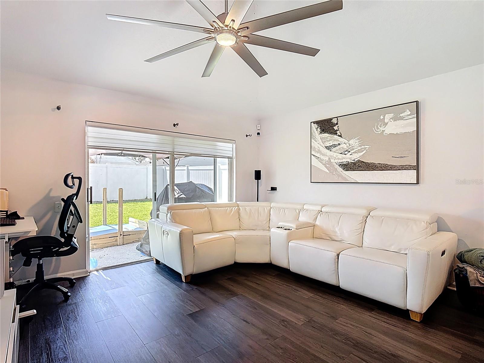 Image 16 of 51 For 3238 Whooping Crane Run