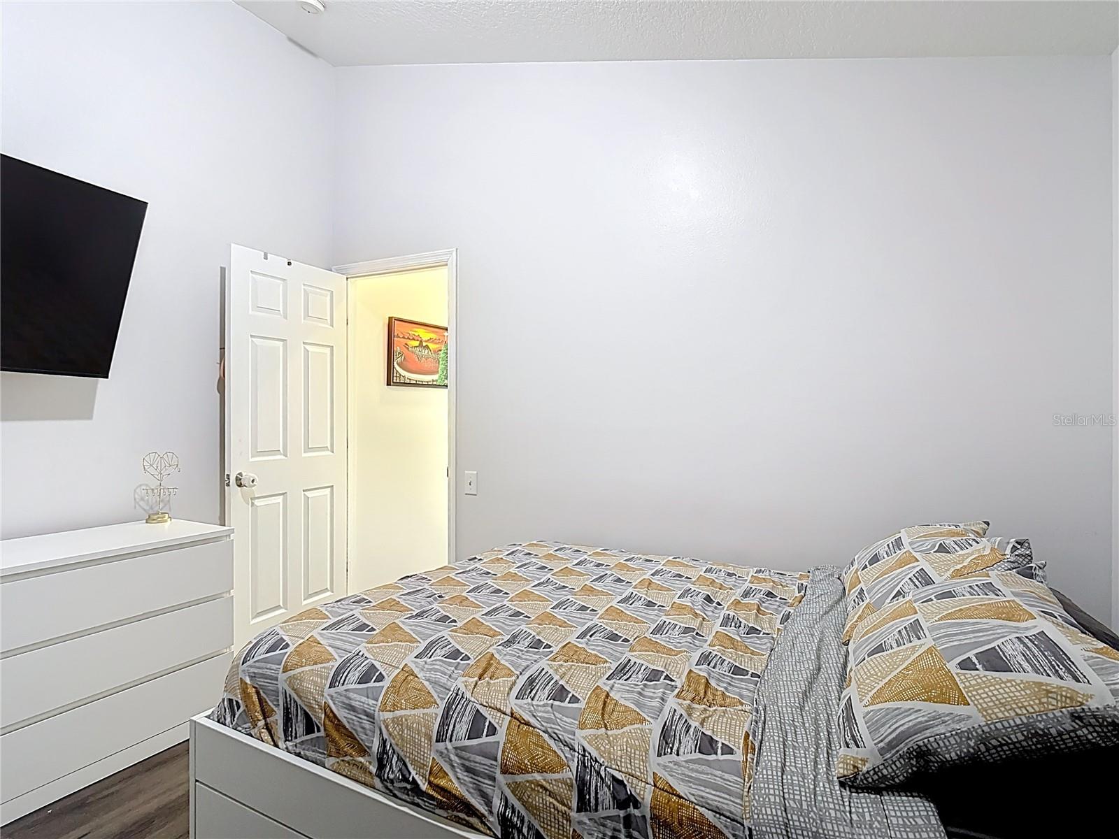 Image 28 of 51 For 3238 Whooping Crane Run