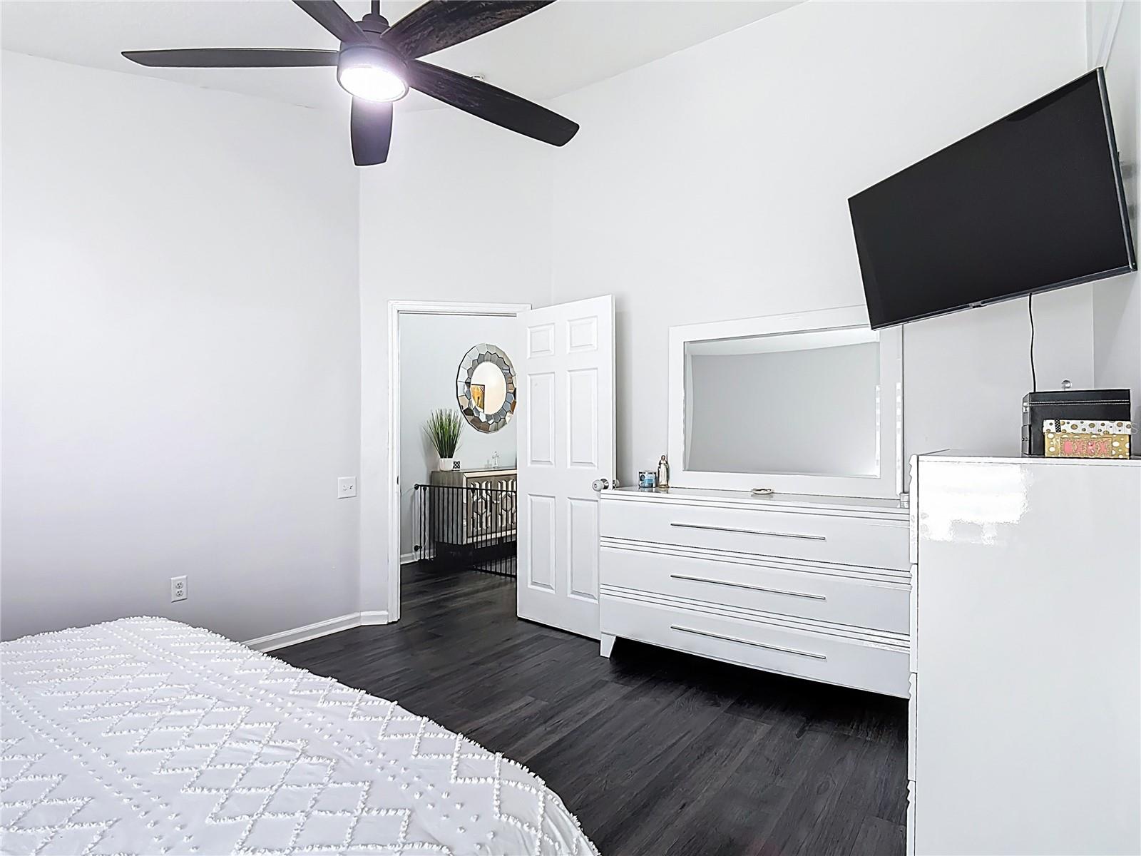 Image 34 of 51 For 3238 Whooping Crane Run