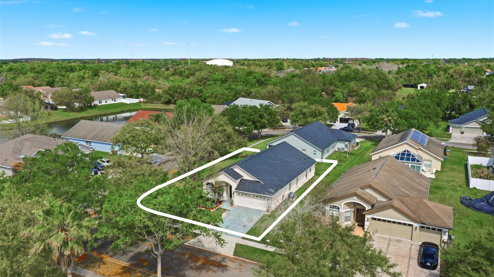 Image 5 of 59 For 2501 Balmoral Dr