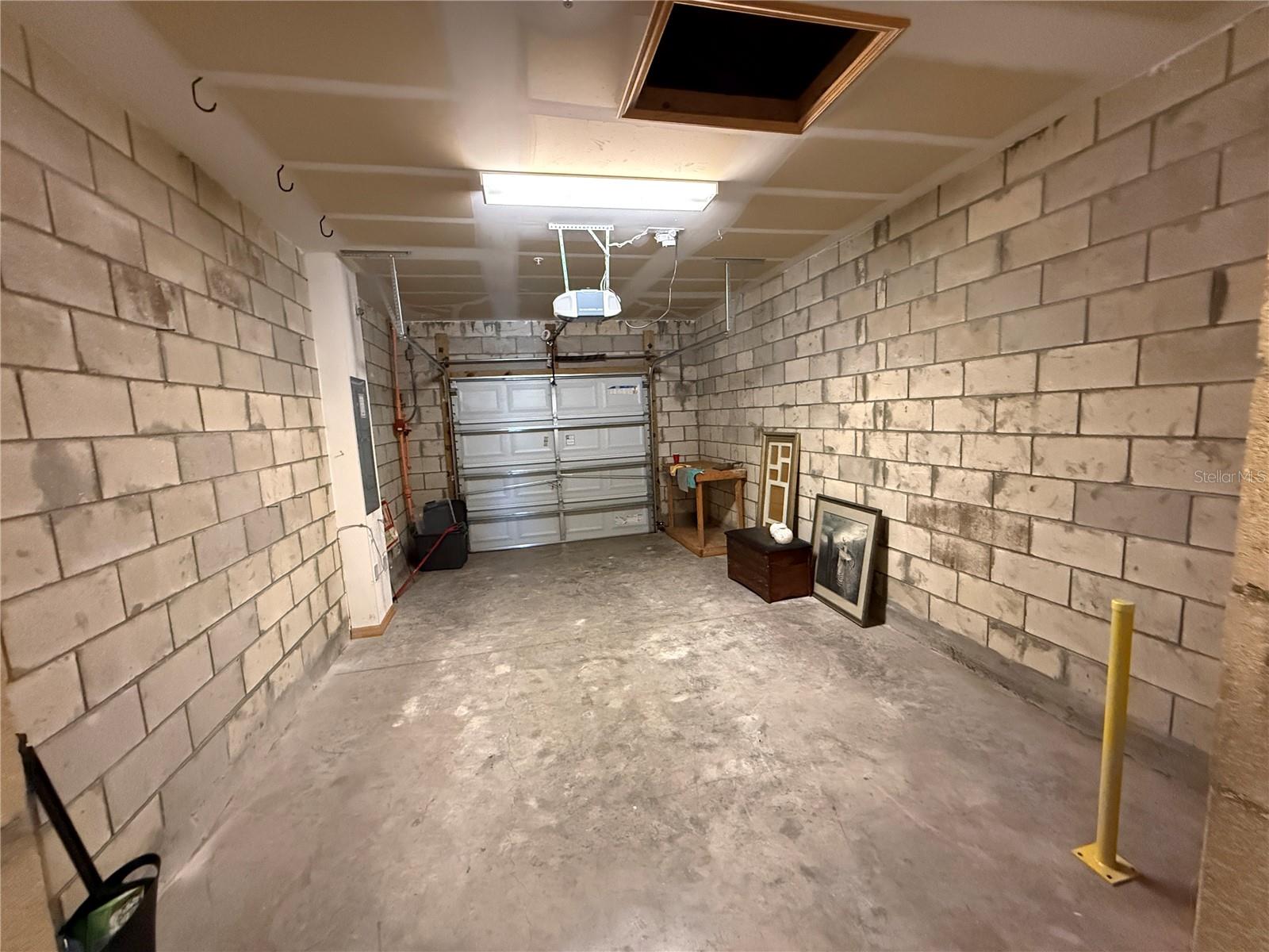 Image 31 of 36 For 1623 Reflection Cove