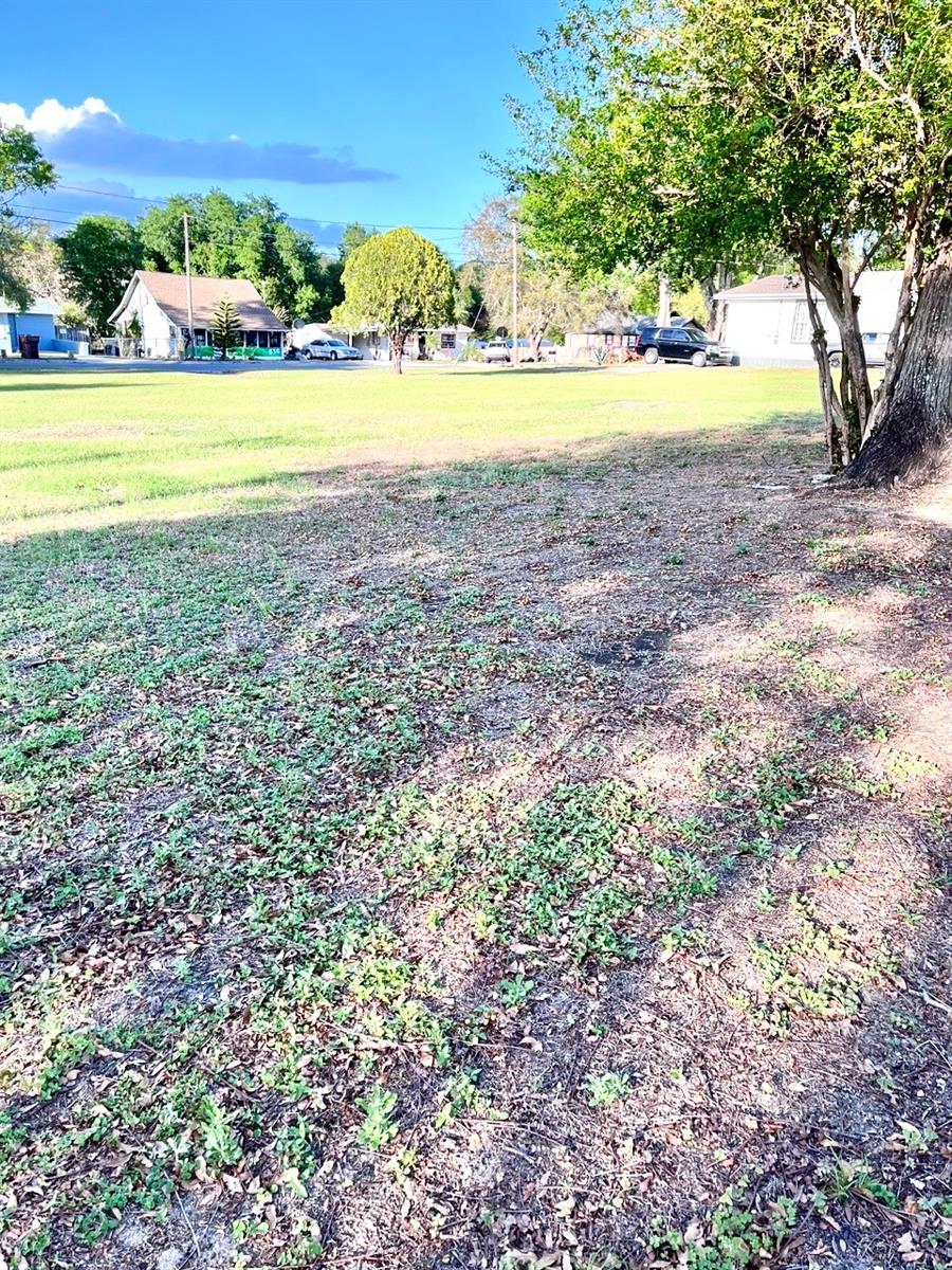 Image 9 of 10 For 333 Weaver Avenue