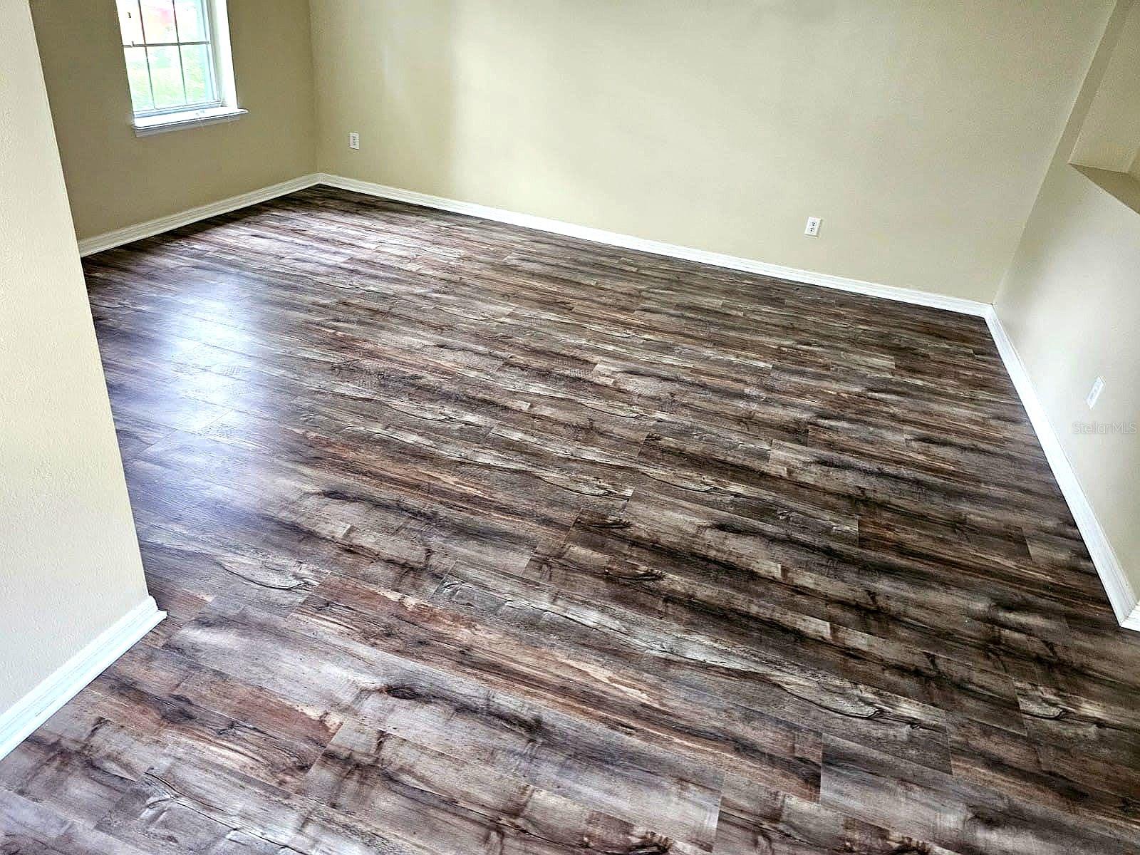 Image 5 of 35 For 10361 Lake District Lane 58c