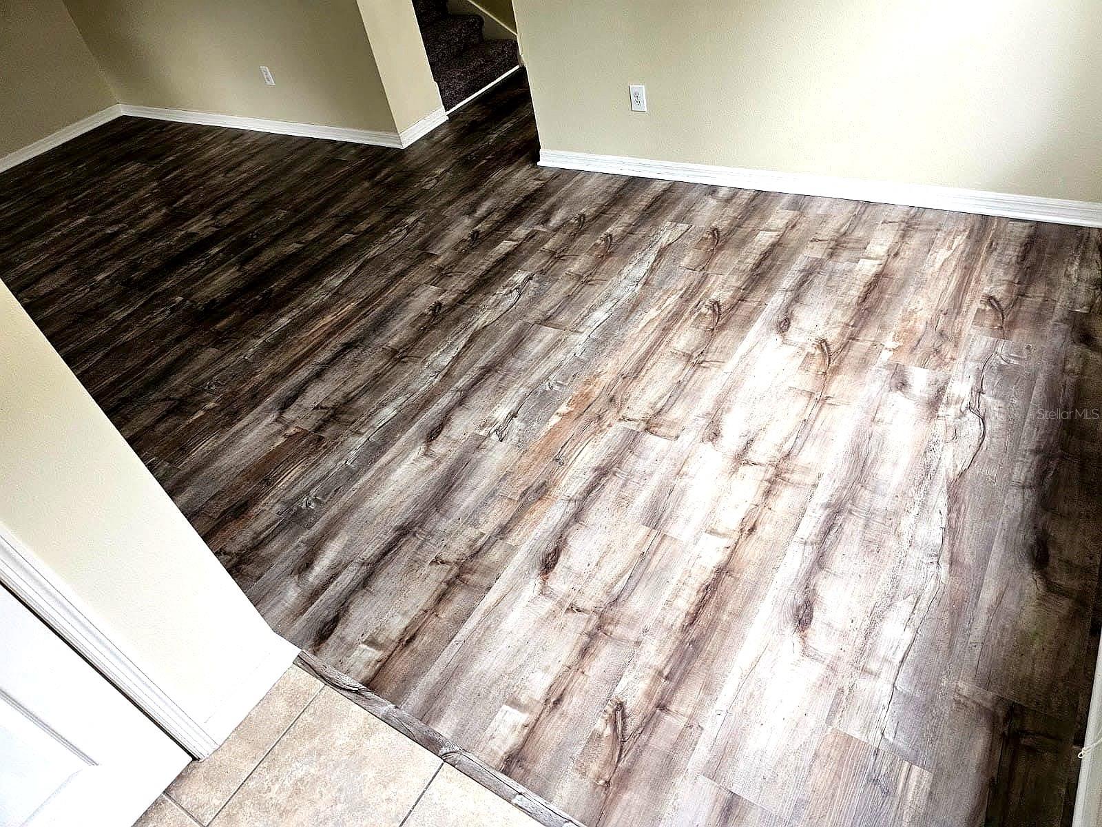 Image 9 of 35 For 10361 Lake District Lane 58c