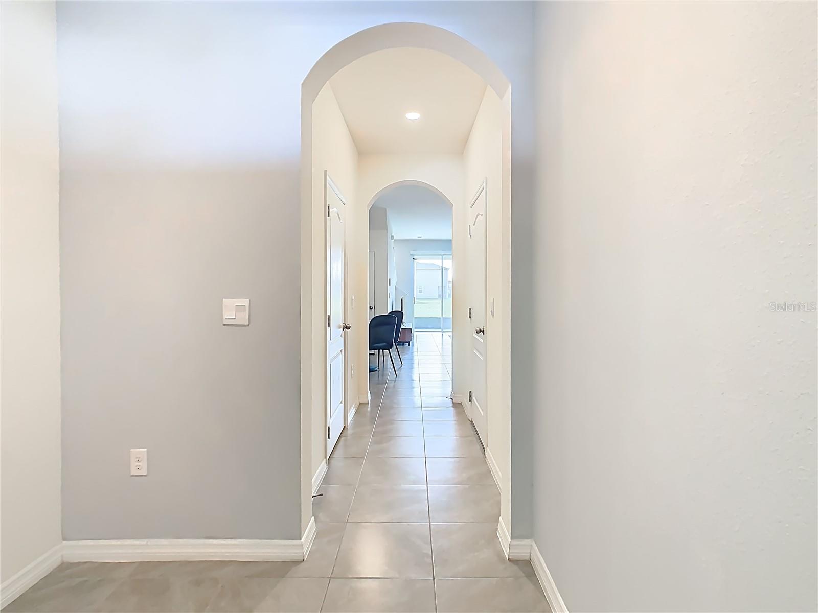 Image 3 of 36 For 1307 Mako Way