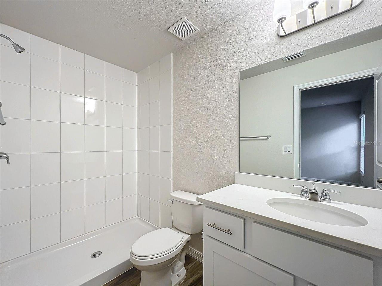 Image 8 of 14 For 3090 Odier Street