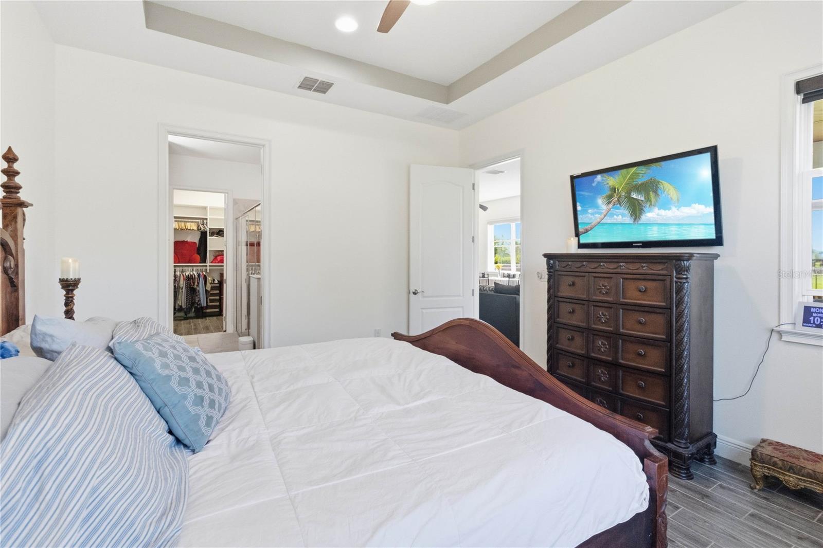 Image 17 of 50 For 2373 Datura Loop