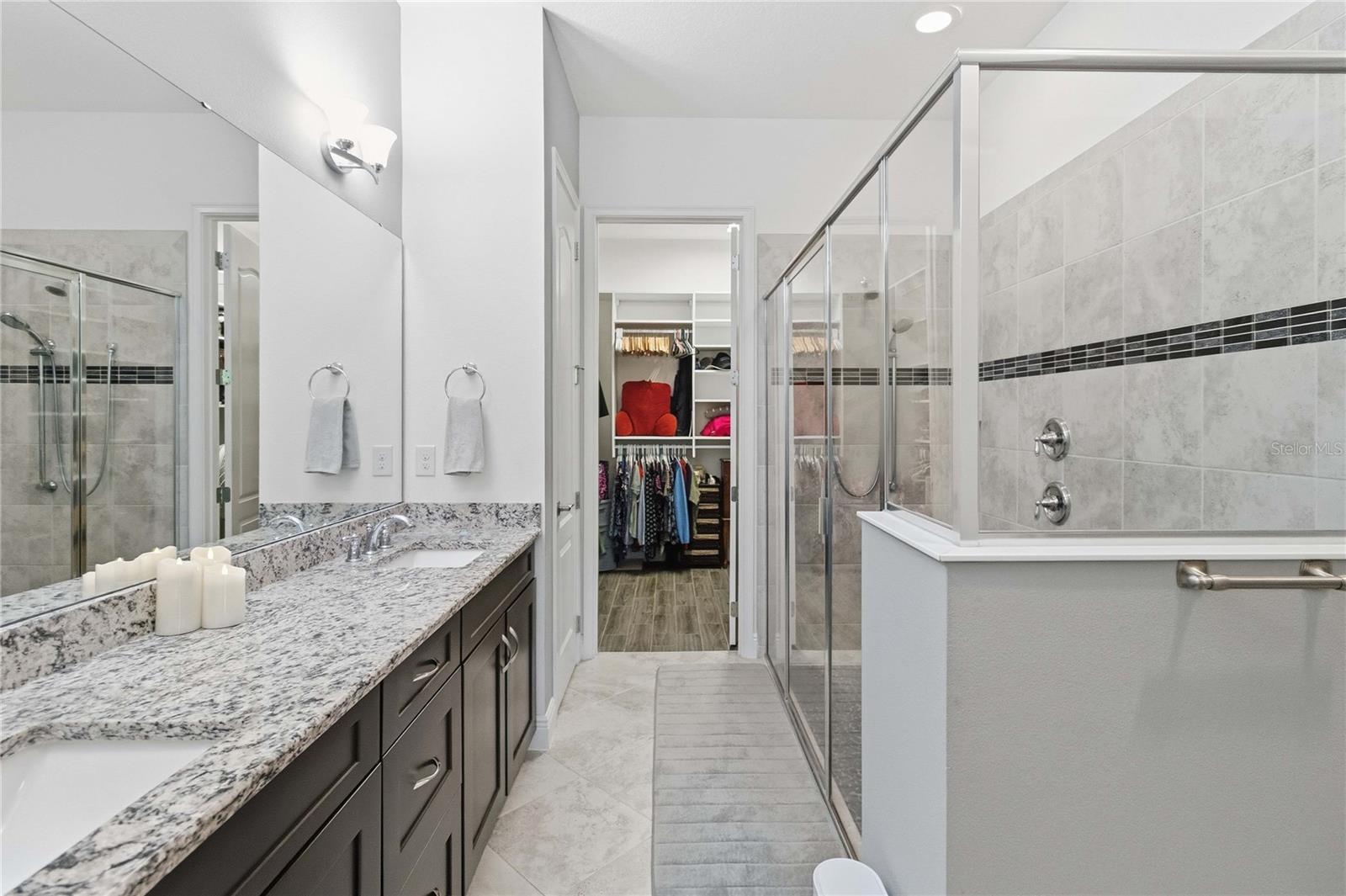 Image 18 of 50 For 2373 Datura Loop