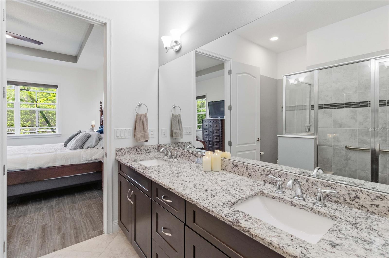 Image 20 of 50 For 2373 Datura Loop