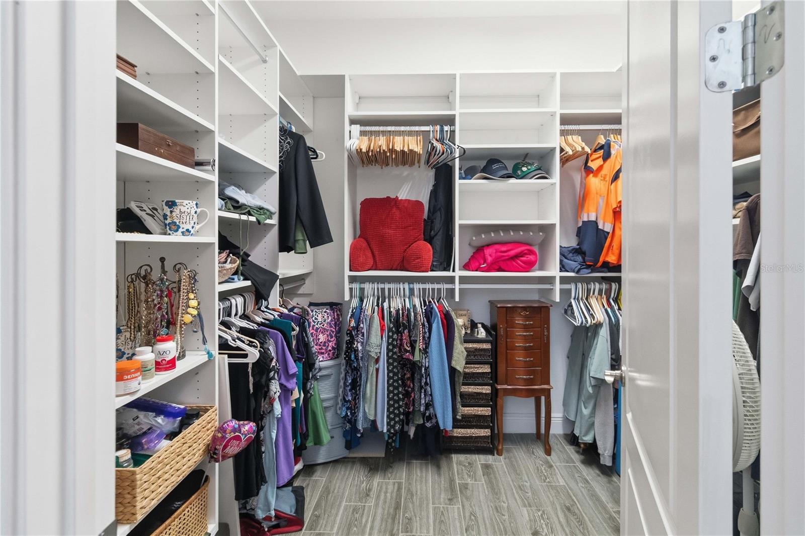 Image 24 of 50 For 2373 Datura Loop