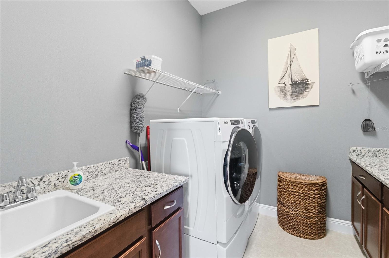 Image 28 of 50 For 2373 Datura Loop