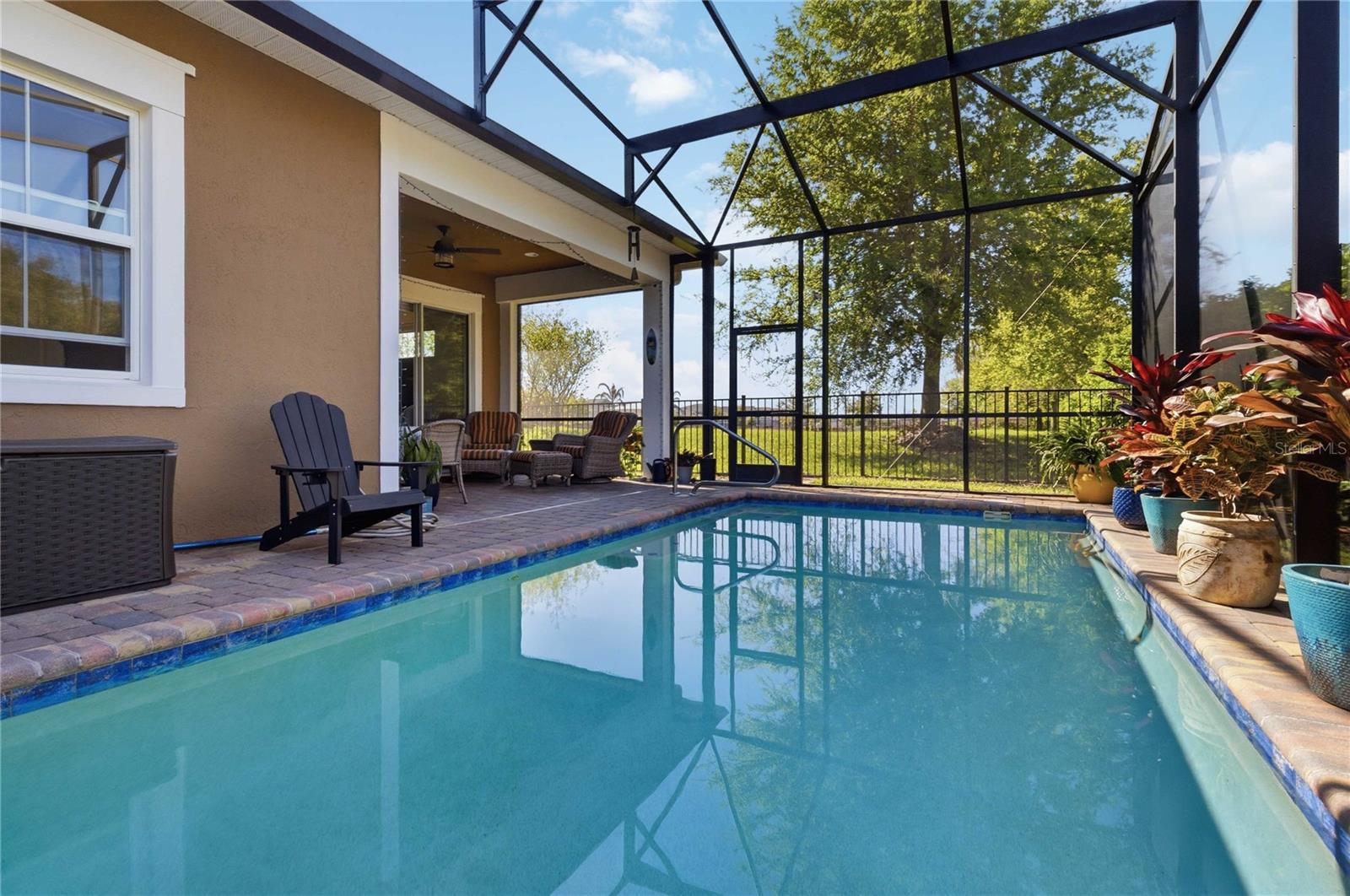 Image 38 of 50 For 2373 Datura Loop