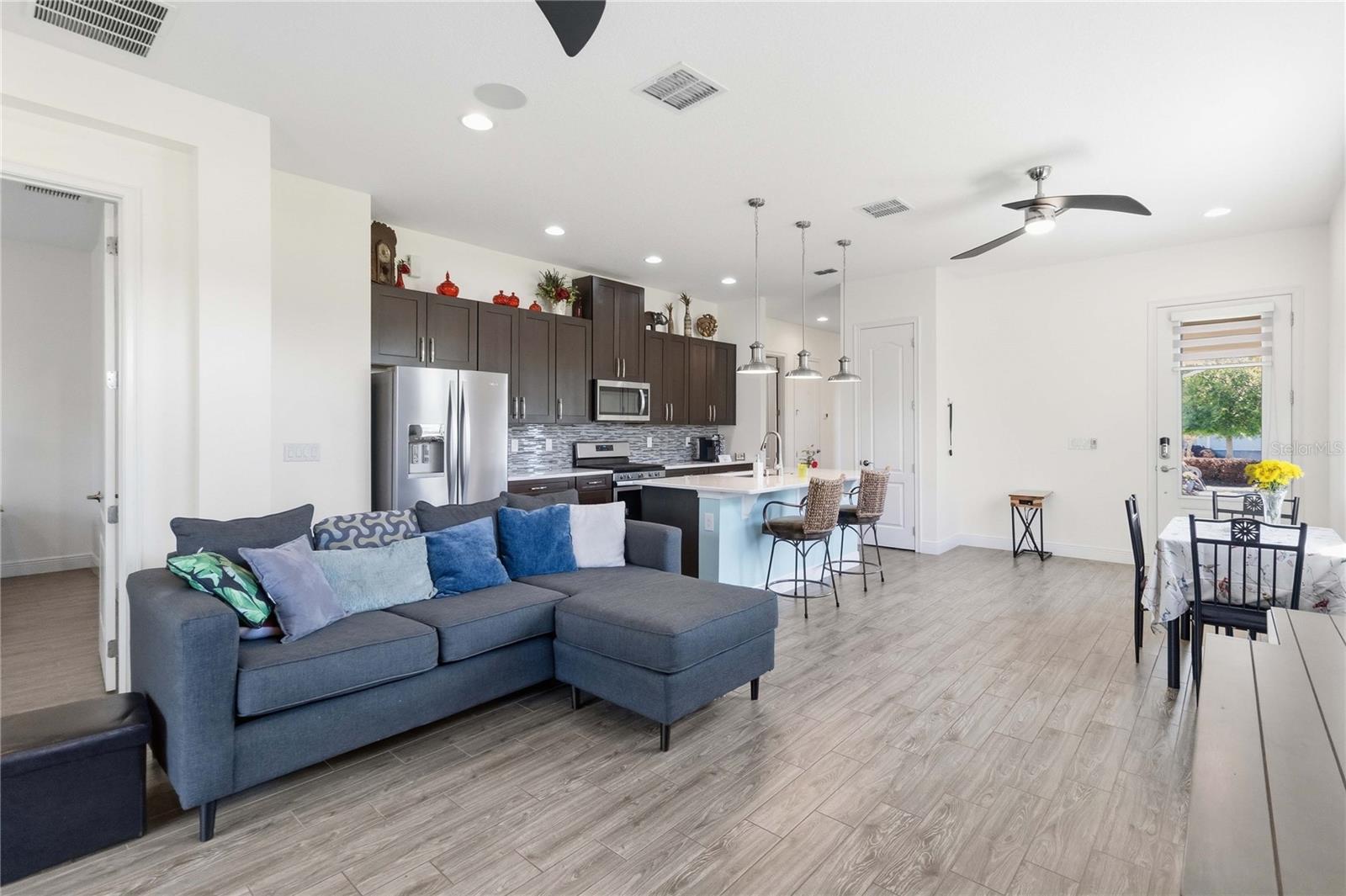 Image 7 of 50 For 2373 Datura Loop