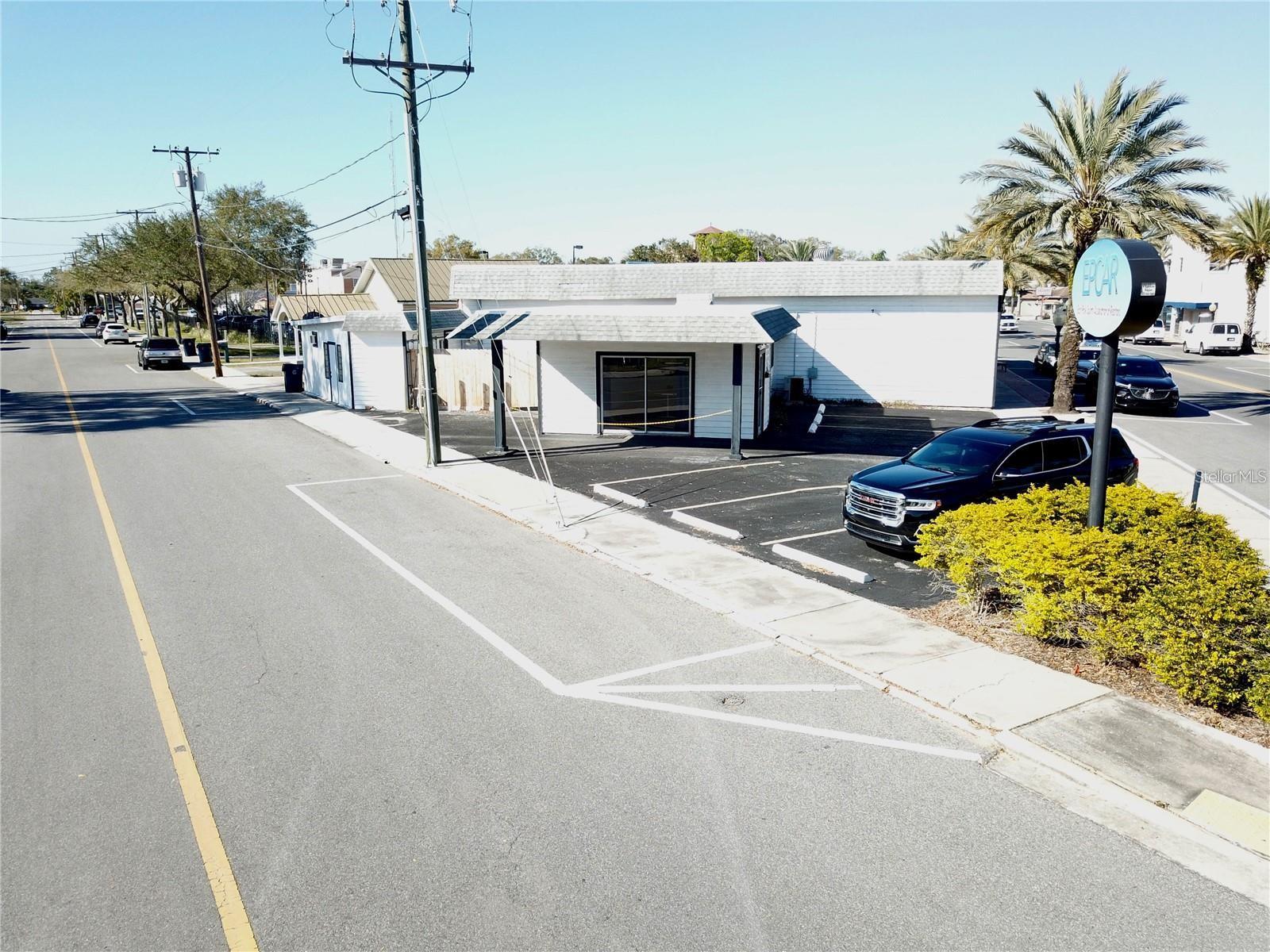 Image 2 of 10 For 212 Main Street