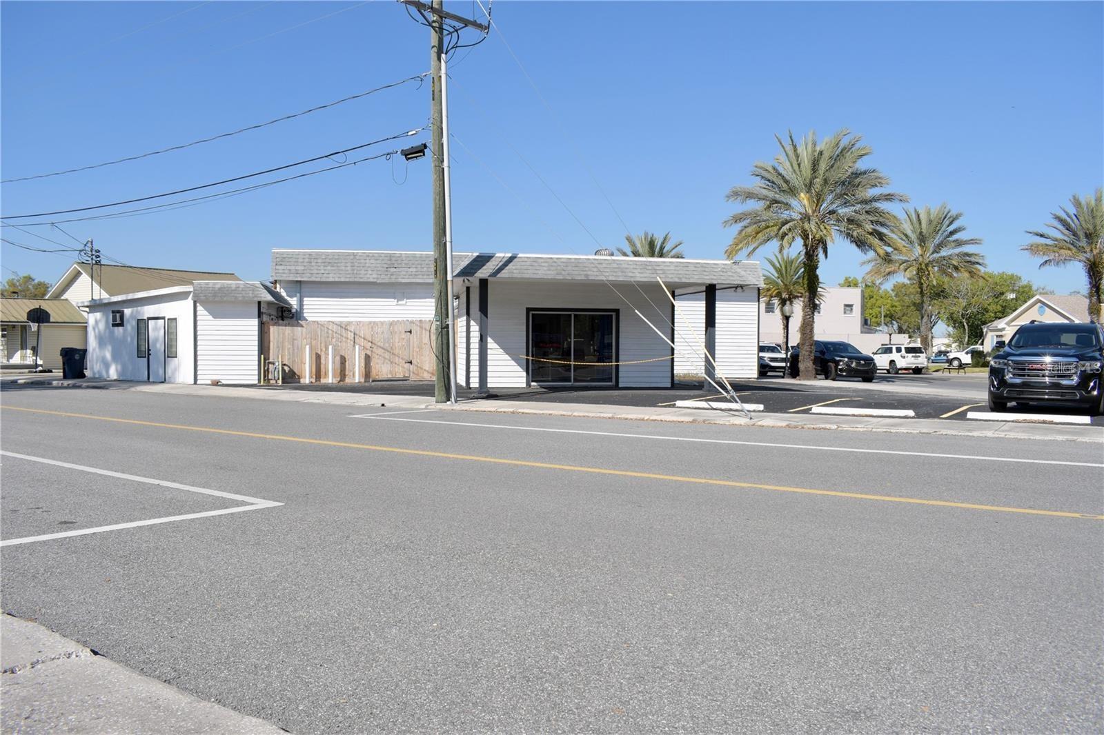 Image 3 of 10 For 212 Main Street