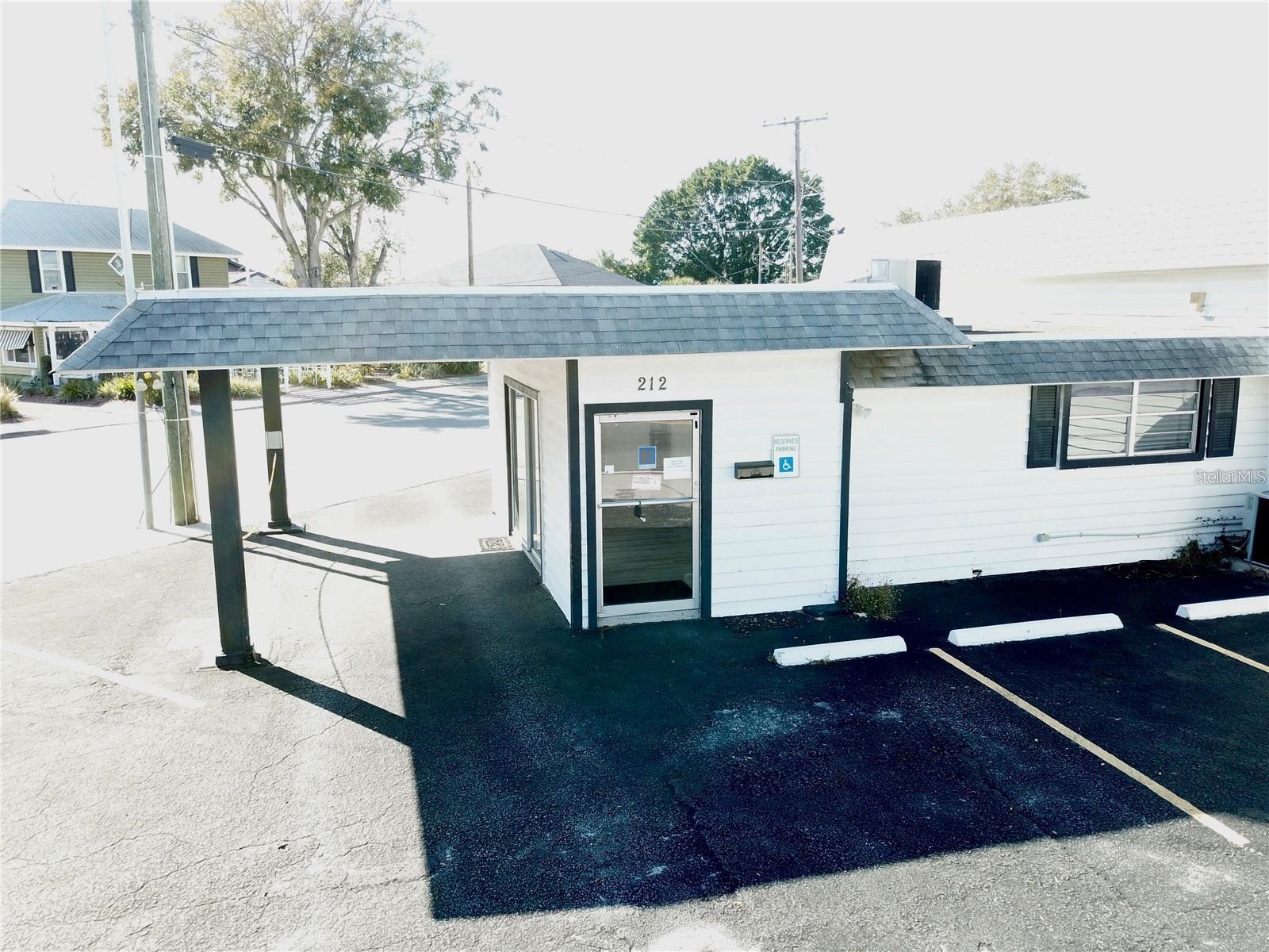 Image 5 of 10 For 212 Main Street