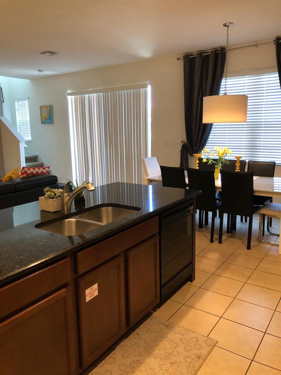 Image 4 of 15 For 921 Las Fuentes Drive