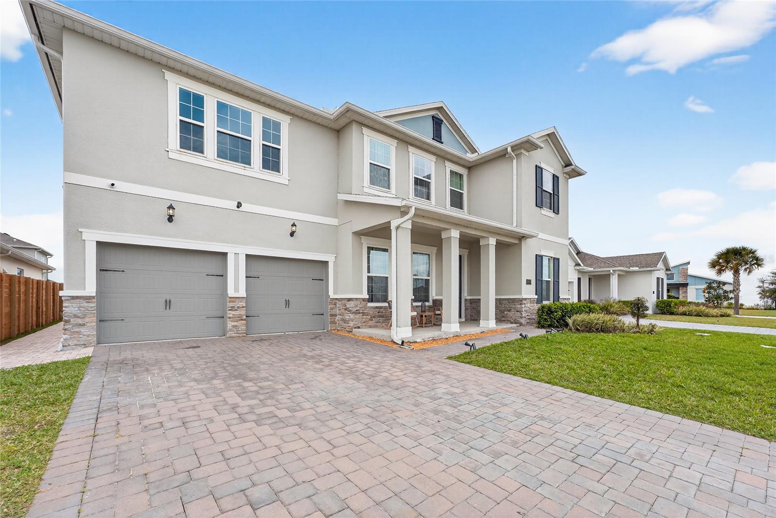 Image 3 of 62 For 19076 Planetree Street