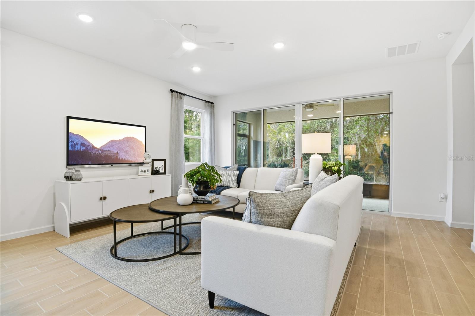 Image 10 of 23 For 5307 Mickey Avenue