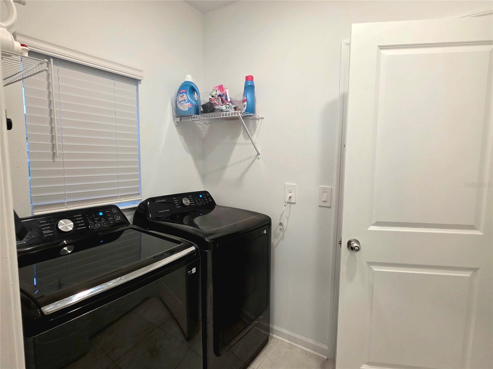 Image 8 of 9 For 235 Hayley Street