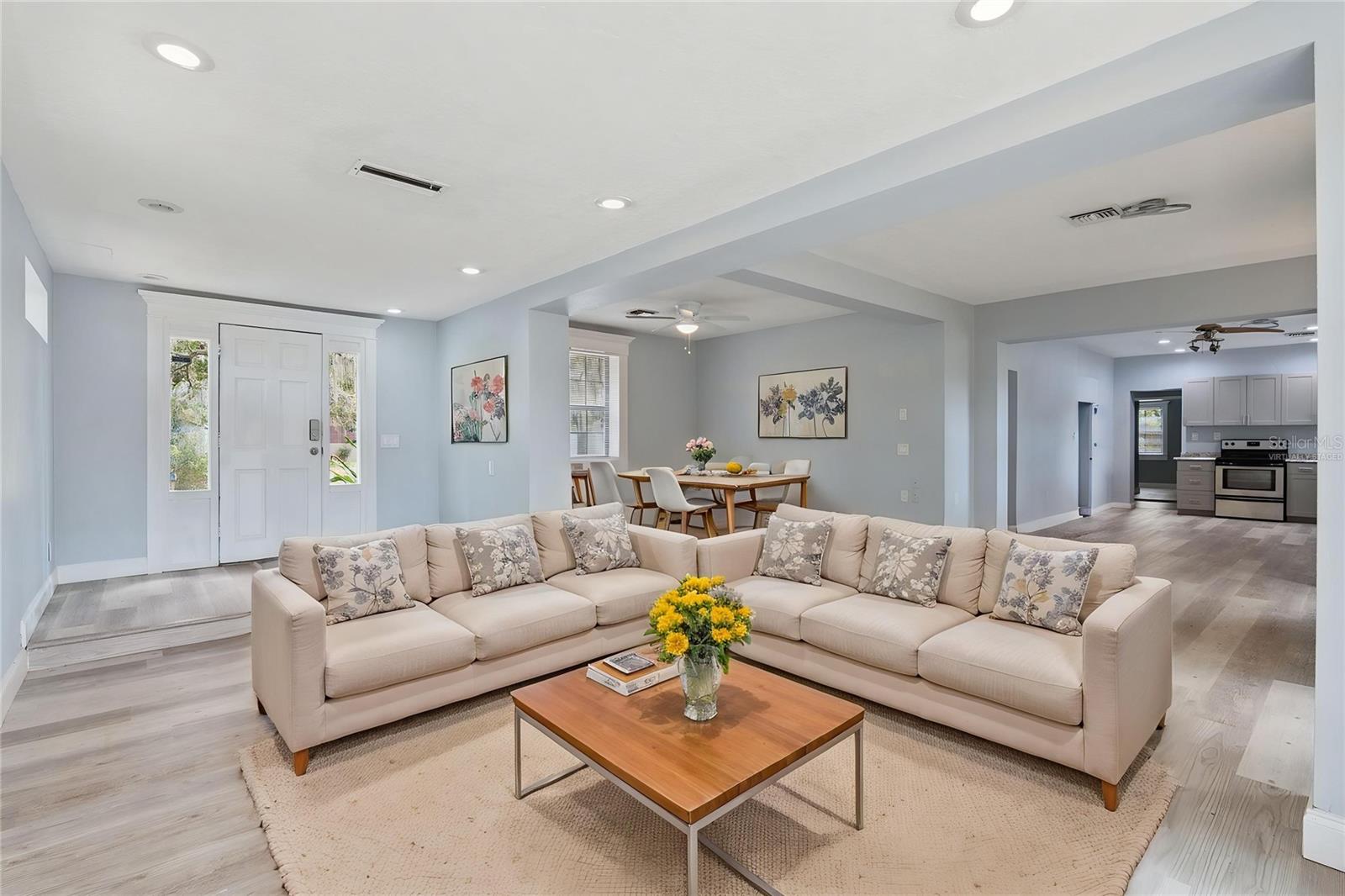 Image 14 of 59 For 110 Lauren Court