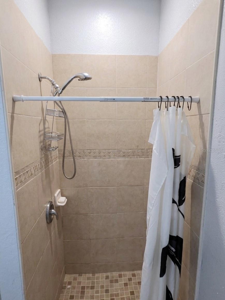 Image 49 of 59 For 110 Lauren Court