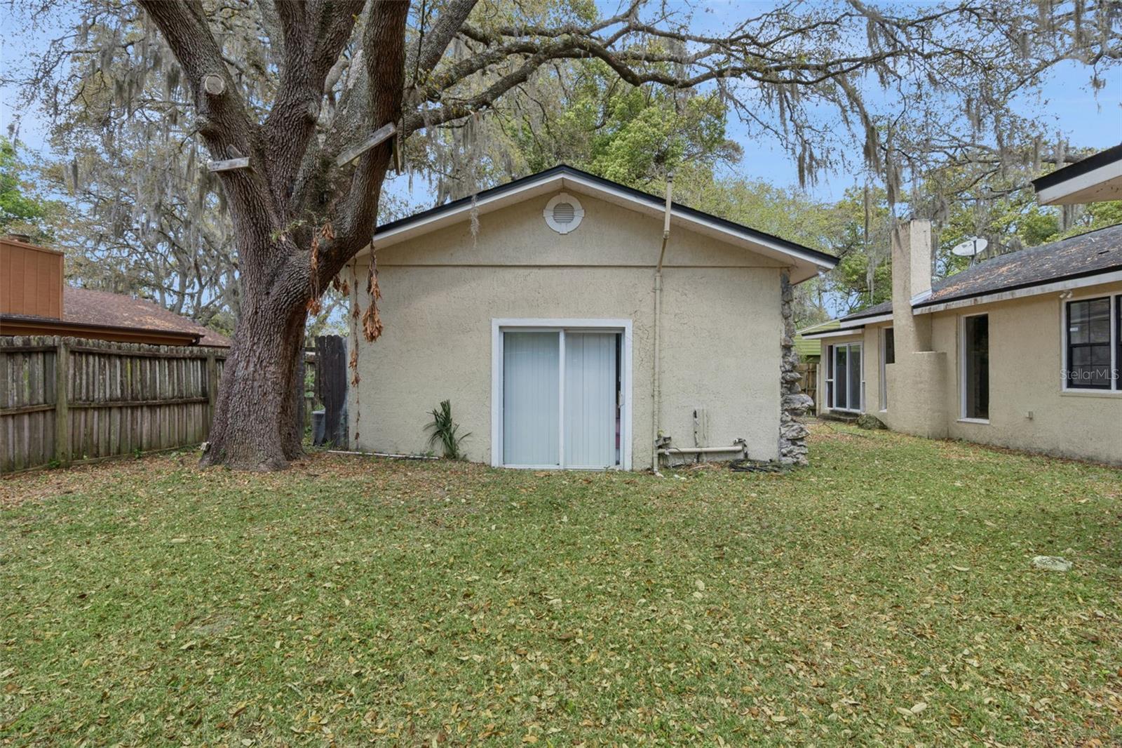 Image 52 of 59 For 110 Lauren Court