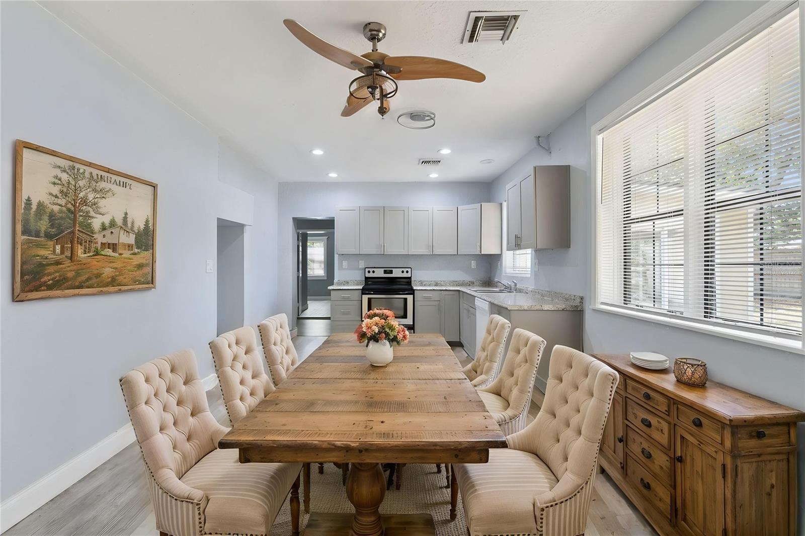 Image 6 of 59 For 110 Lauren Court