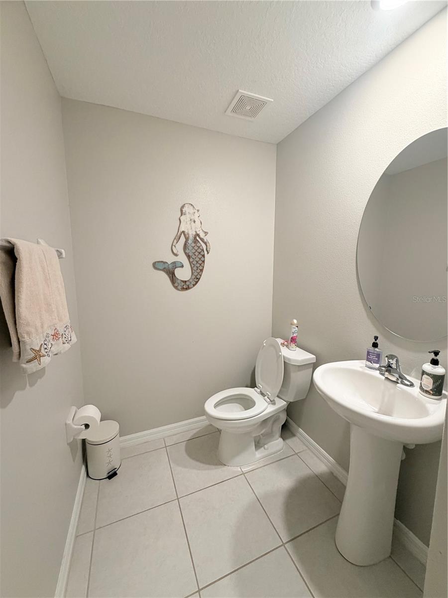 Image 7 of 37 For 9328 Channing Hill Drive