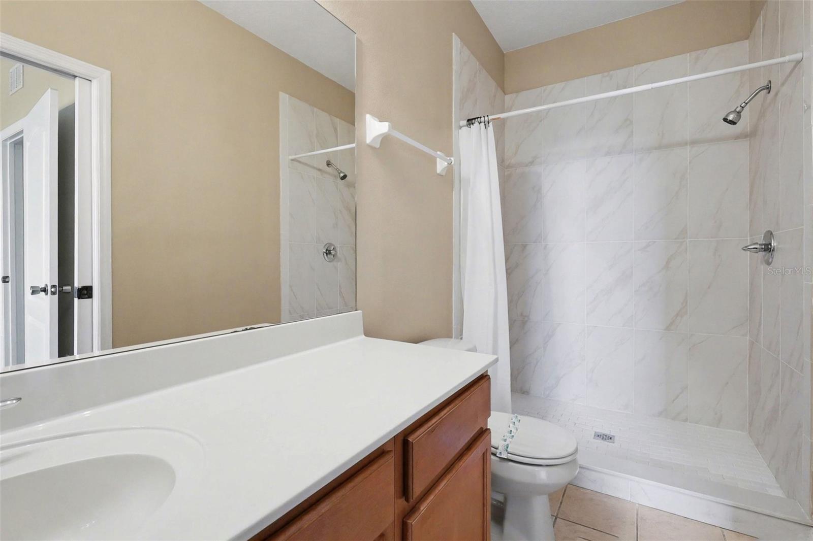 Image 13 of 24 For 948 Chelsea Drive