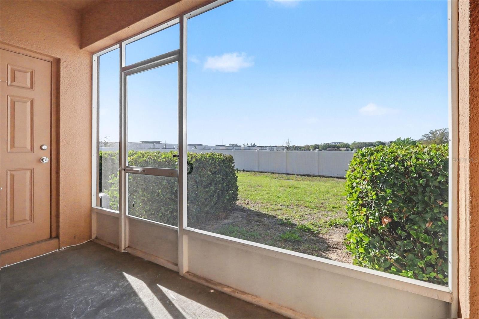 Image 21 of 24 For 948 Chelsea Drive