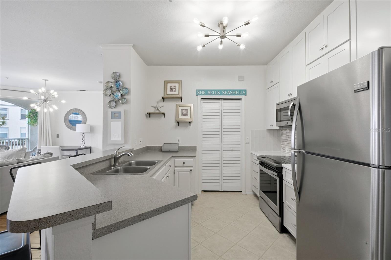 Image 4 of 49 For 2639 Maitland Crossing Way 102