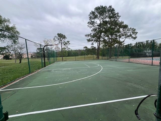 Image 16 of 16 For 13917 Fairway Island Drive 935