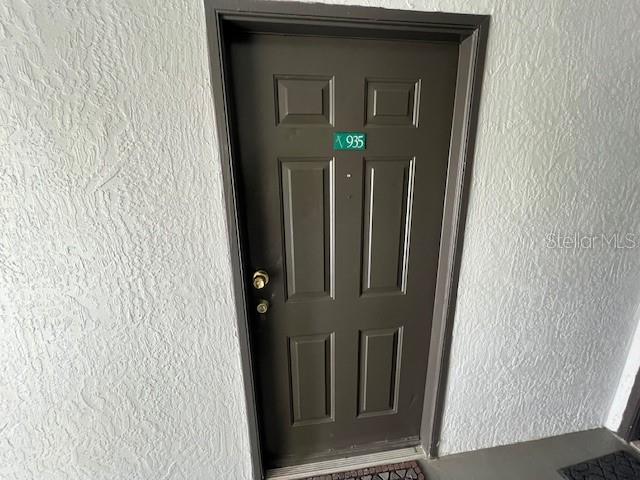 Image 4 of 16 For 13917 Fairway Island Drive 935