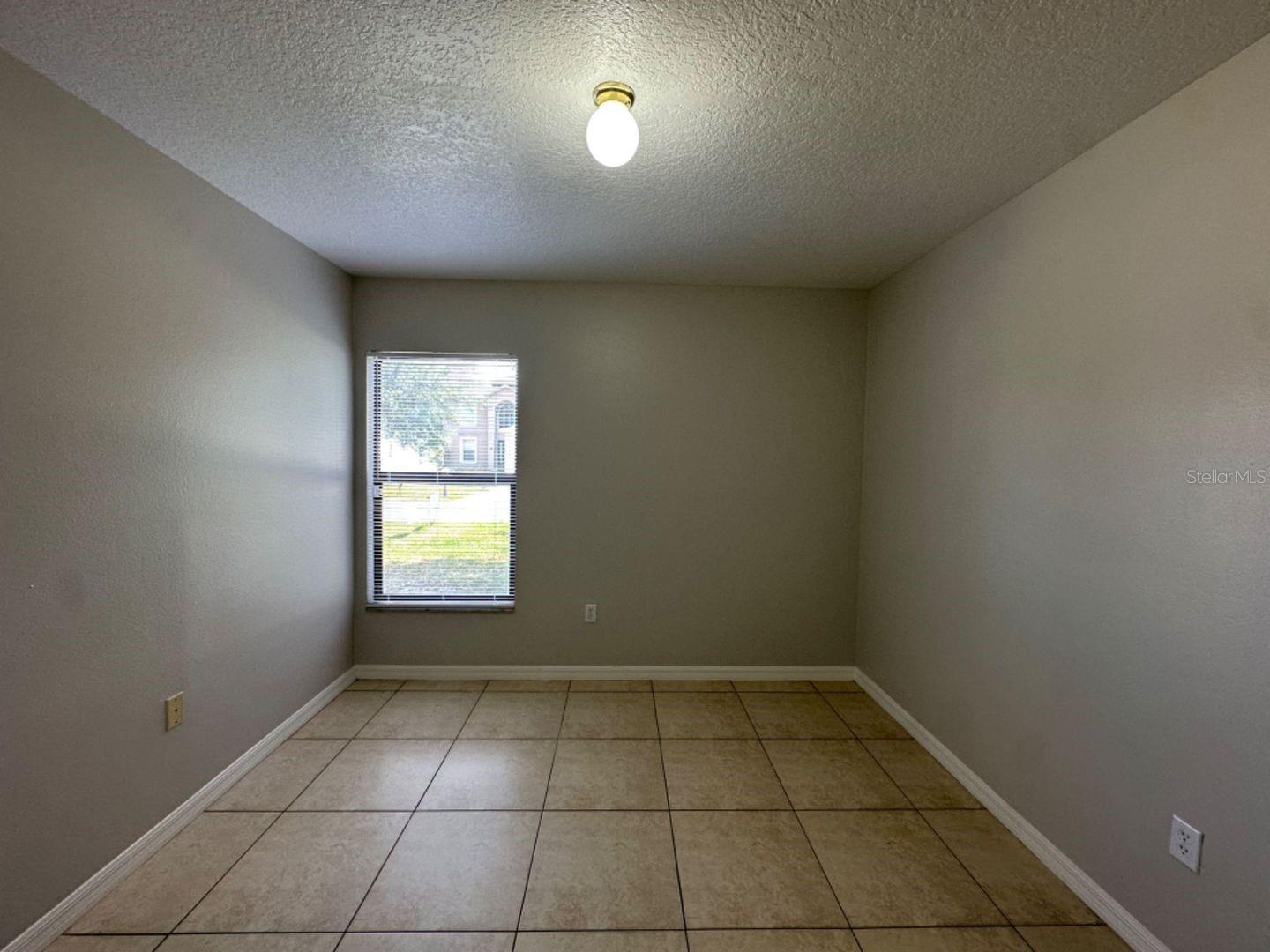 Image 12 of 31 For 661 Delmonte Court