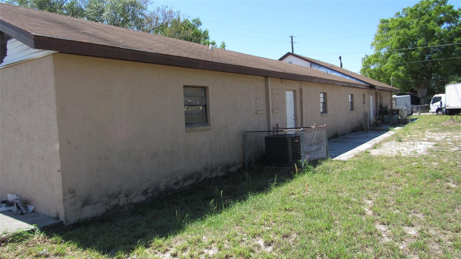 Image 13 of 33 For 0 Melton Avenue