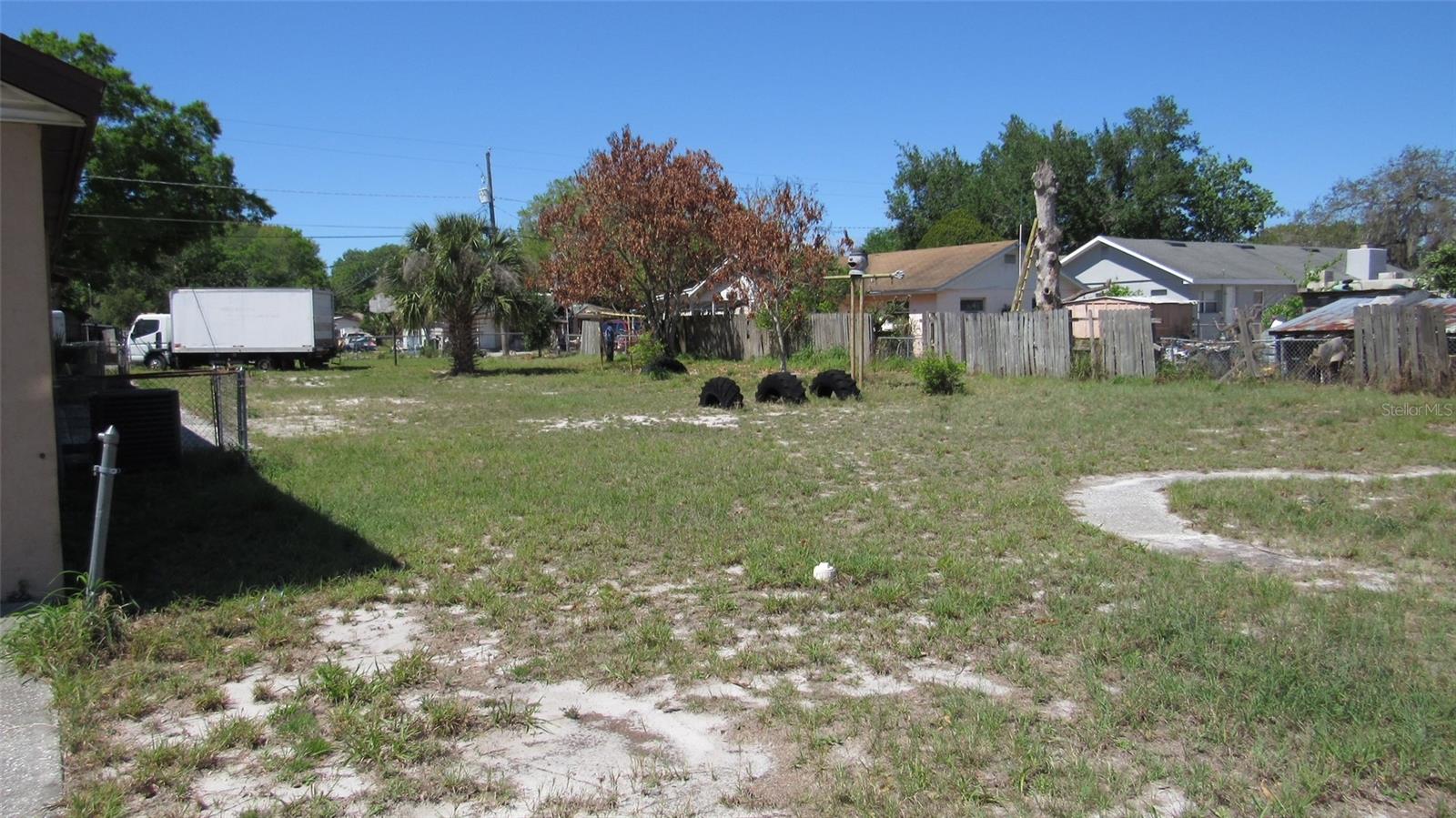 Image 18 of 33 For 0 Melton Avenue