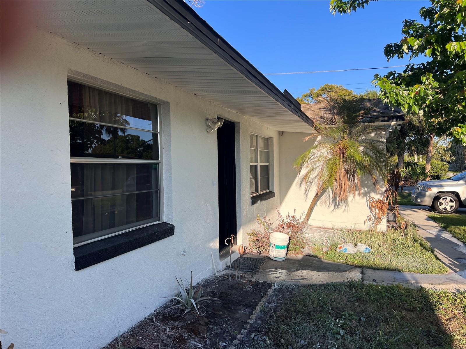 Image 5 of 7 For 727 Wyoming  