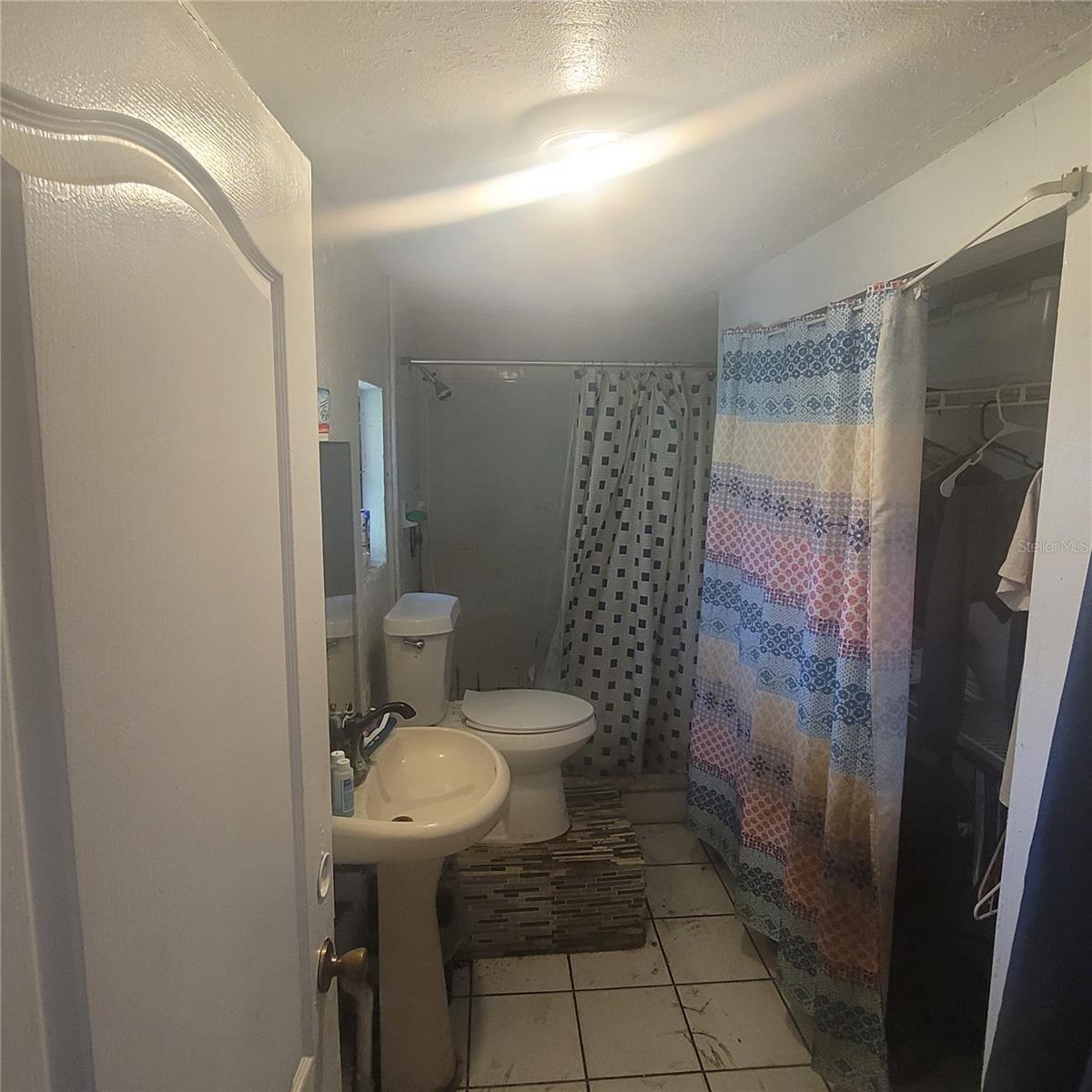 Image 4 of 6 For 2986 Sun Pointe Court