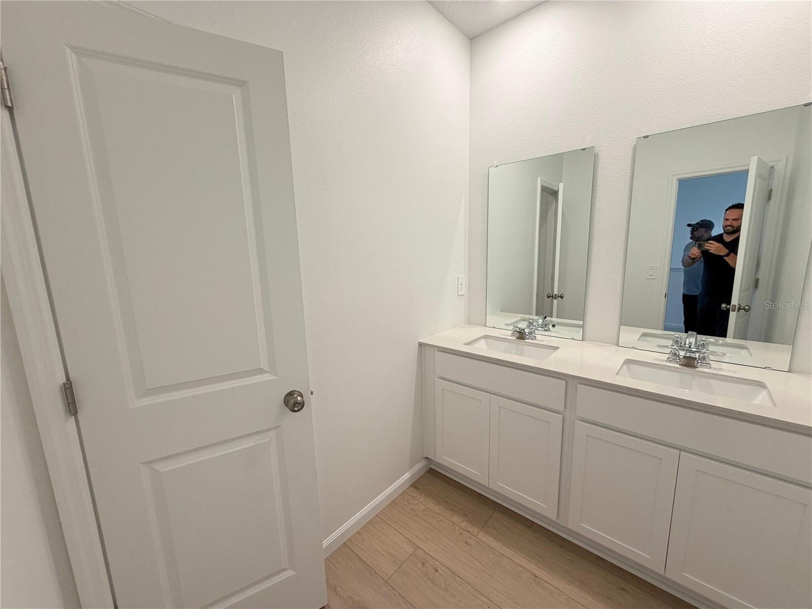 Image 10 of 19 For 5151 Loyalty Drive