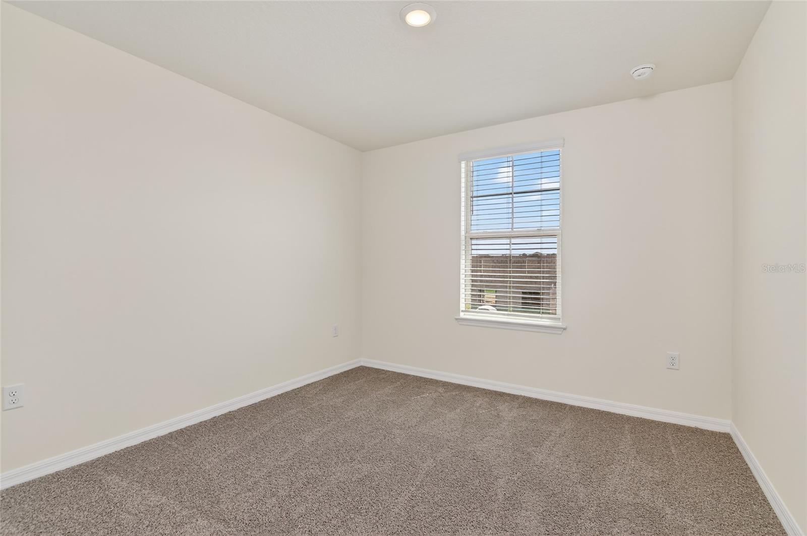 Image 28 of 55 For 16587 Barbours Creek Way