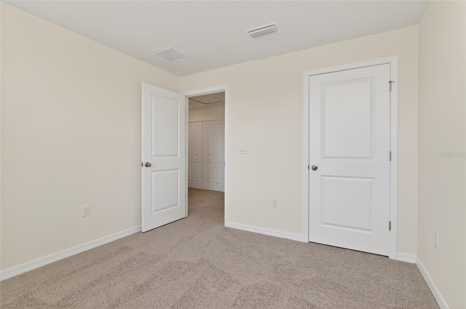 Image 29 of 55 For 16587 Barbours Creek Way