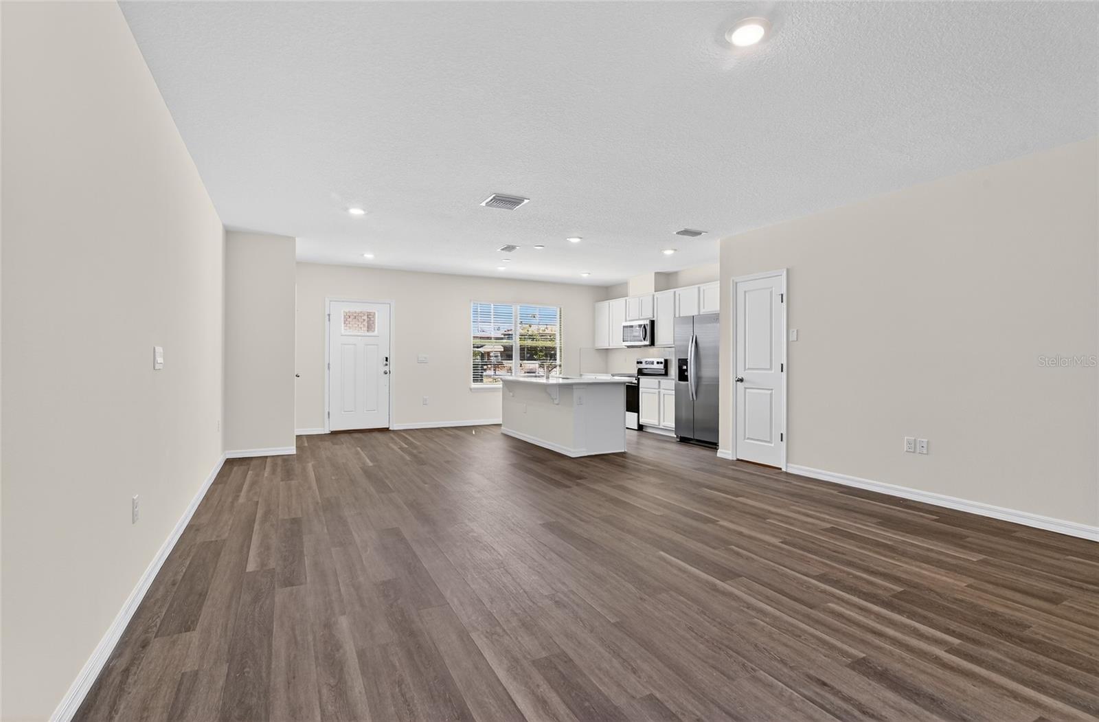 Image 42 of 55 For 16587 Barbours Creek Way