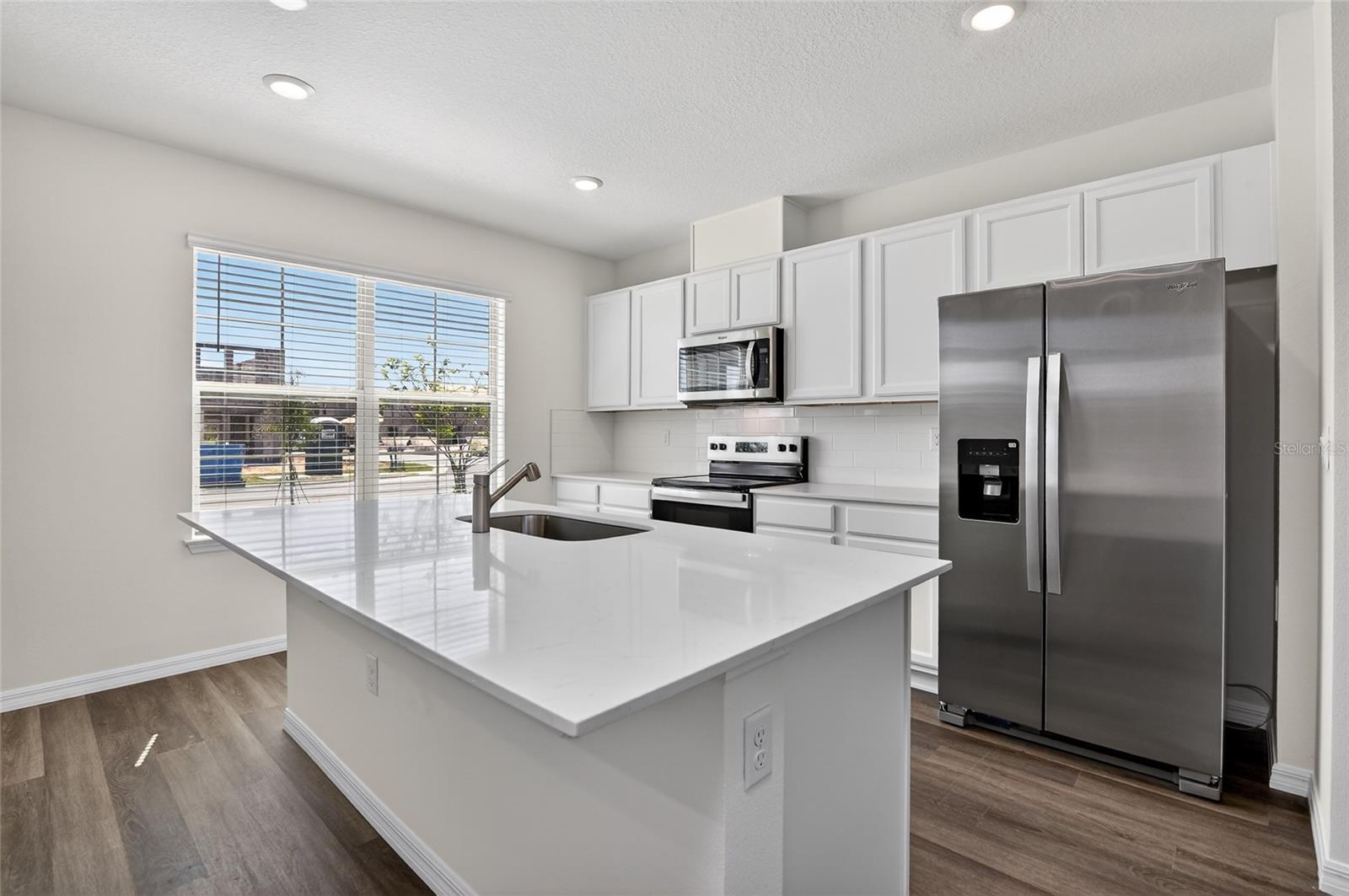 Image 6 of 55 For 16587 Barbours Creek Way